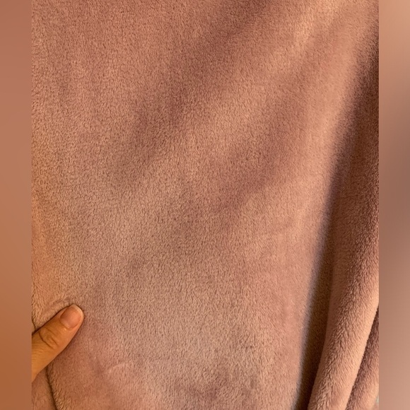 Carole Hockman robe luxurious wrap mauve faux fur size medium patch pockets NWOT - Picture 13 of 16